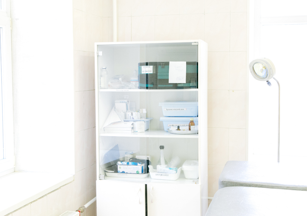 Medical storage cabinet solutions for hospitals and clinics